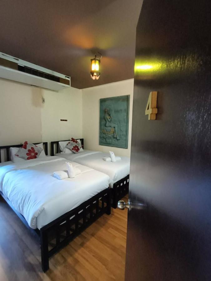 Soft Night Barzaar Hostel Чиангмай Екстериор снимка