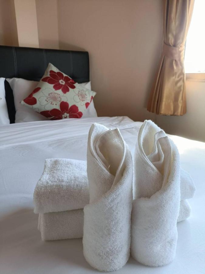 Soft Night Barzaar Hostel Чиангмай Екстериор снимка