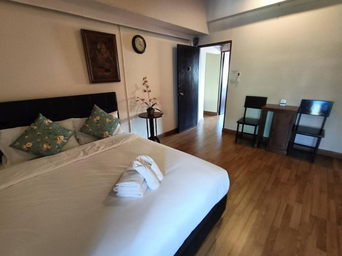 Soft Night Barzaar Hostel Чиангмай Екстериор снимка