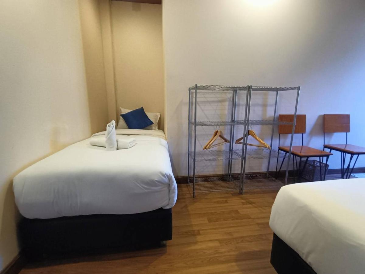 Soft Night Barzaar Hostel Чиангмай Екстериор снимка